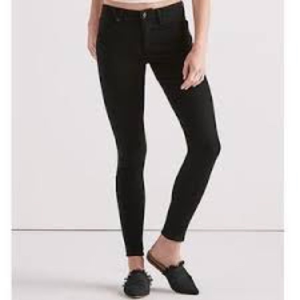 [Lucky Brand] Black Jeans with Gold Trim Side